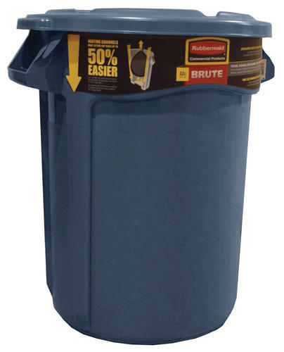 32 Gallon Brute® Trash Can With Lid at Menards®